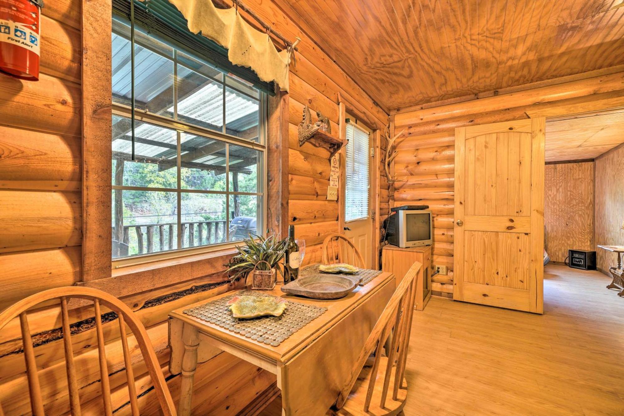 Cozy Davis Cabin With Deck - Nestled By Honey Creek! מראה חיצוני תמונה